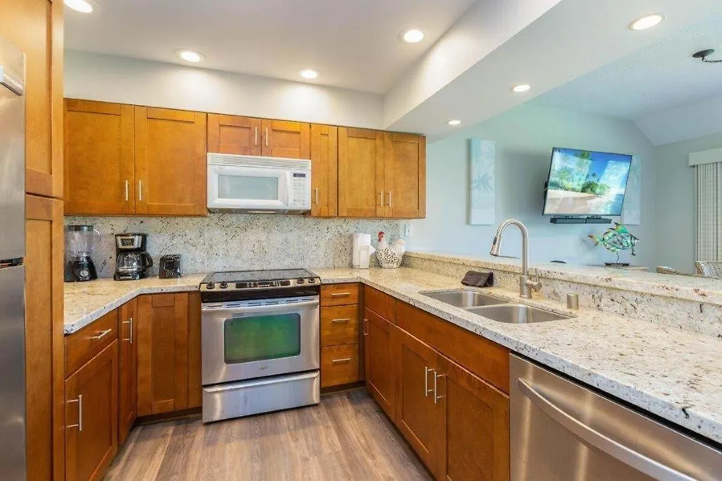 Lae Nani 333, Oceanview, Renovated And Gated Condo Kapa'a